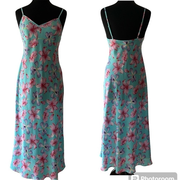 Natori Lingerie Orchid Print Adjustable Strap size Small